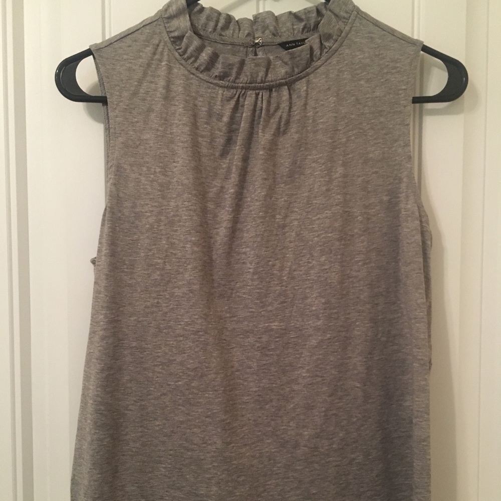 NWOT Ann Taylor Sleeveless Top runs a bit large.